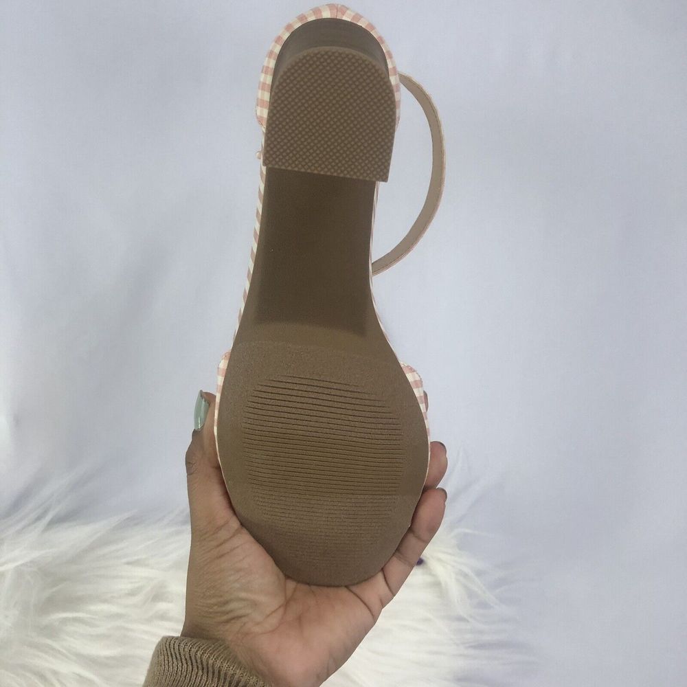 LC Lauren Conrad Block Heel Sandals - Picture 4 of 11